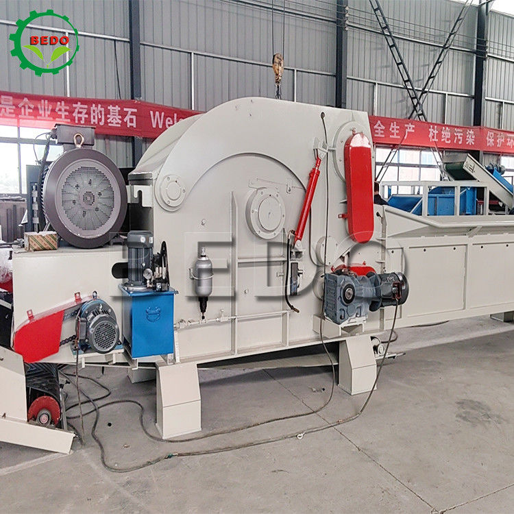 3KW 4KW Discharging Motor Power Wood Crusher Machine With 1000MM Width Feeder Size