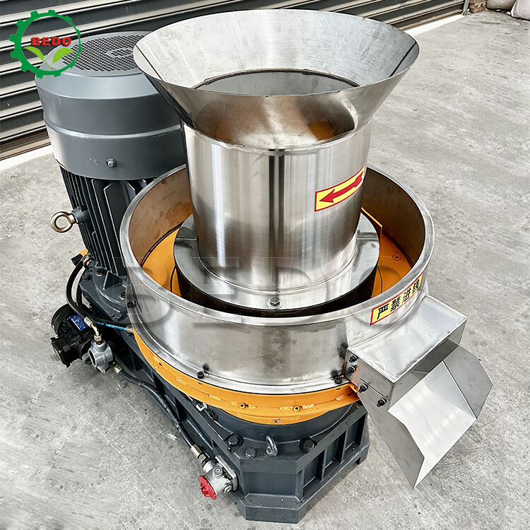 बायोमास पेलेट उत्पादन के लिए 90% दहन दक्षता और 500kg/h क्षमता वाली 6-10mm पेलेट आयाम वुड पेलेट मशीन