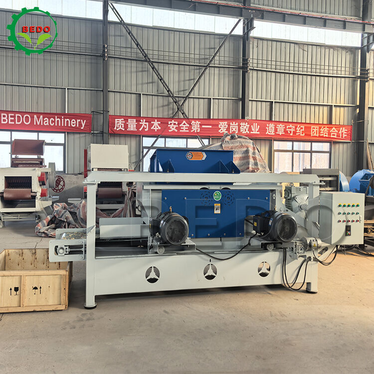 मिश्र धातु स्टील ब्लेड 125 मिमी रोलर व्यास टिकाऊ लकड़ी के टुकड़े बनाने की मशीन उच्च दक्षता लकड़ी के टुकड़े उत्पादन के लिए