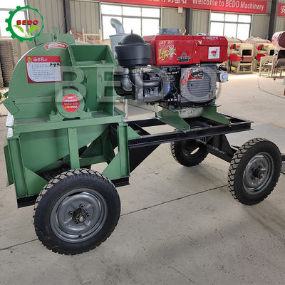 पोर्टेबल वुड सॉवडस्ट मशीन 32HP डीजल इंजन 1500*1100*950mm